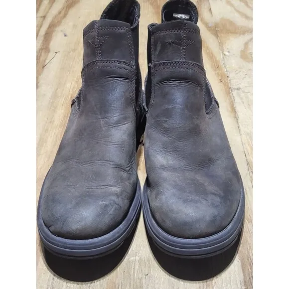 UGG MEN 11 BILTMORE CHELSEA STOUT LEATHER WATERPROOF BOOTS Brown