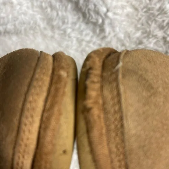 UGG Neumel chestnut leather suede lace up boots wool lining size 8
