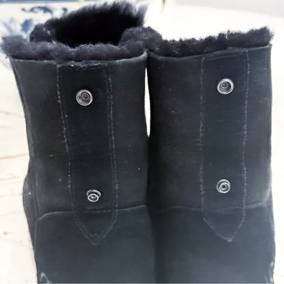 Ugg Quincy Boots Black Suede Leather Sheepskin Combat Boots Ankle Boots Size 9.5