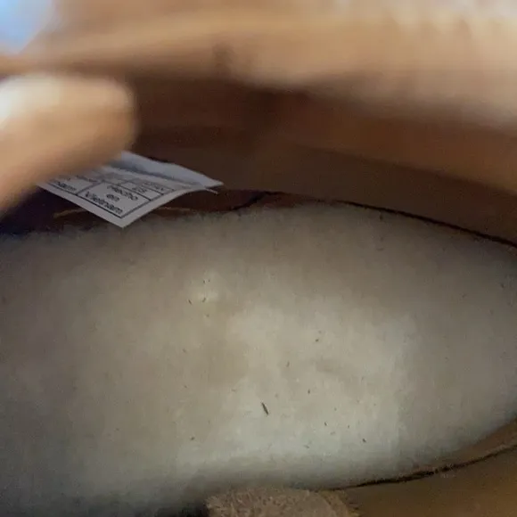 UGG  shoes