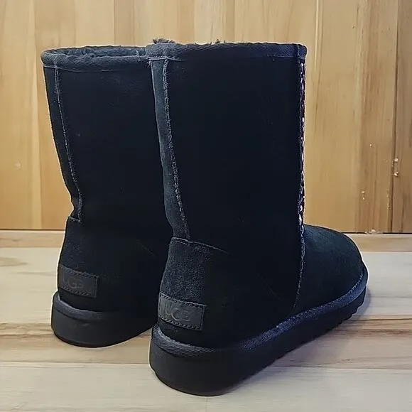 UGG STYLE ☆CLASSIC SHORT STUD LI BOOTS ☆ BLACK  COLORED JEMS WOMAN'S SIZE 8.0
