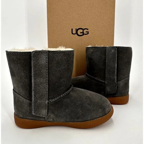 UGG Toddler Girl's Keelan Boots sz 6 Charcoal Gray Wool Lined Suede Upper NEW