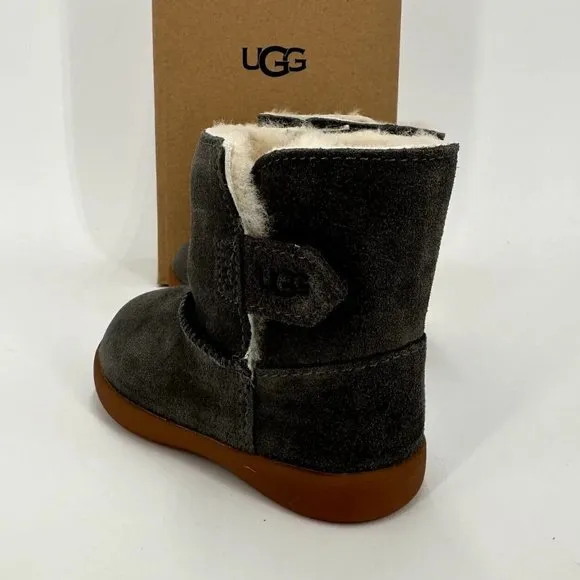 UGG Toddler Girl's Keelan Boots sz 6 Charcoal Gray Wool Lined Suede Upper NEW