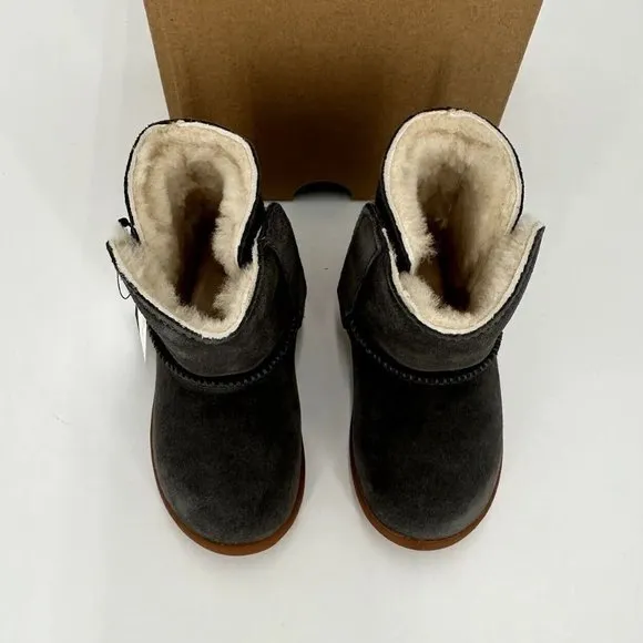 UGG Toddler Girl's Keelan Boots sz 6 Charcoal Gray Wool Lined Suede Upper NEW