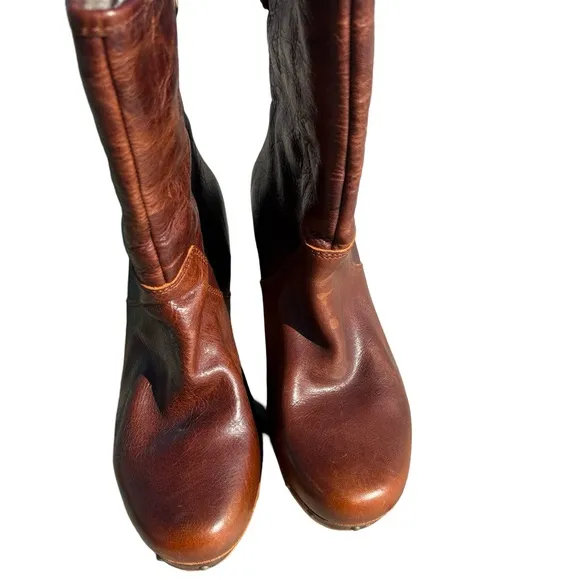 UGG Women's Brown Leather Boots
