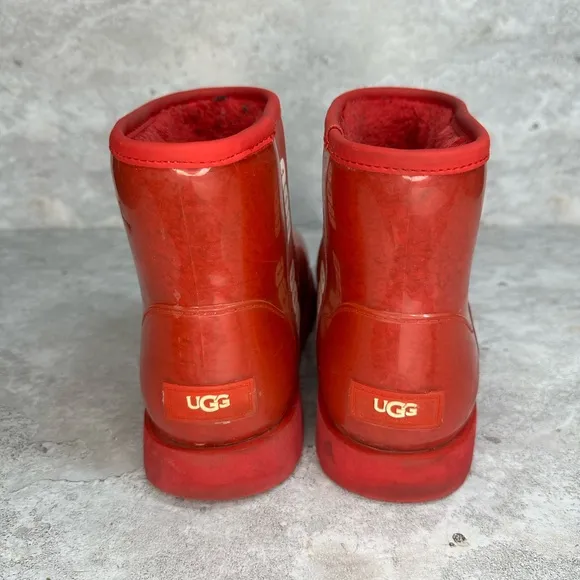 UGG Women's Classic Clear Mini Ankle Boot Red sip on size US 8