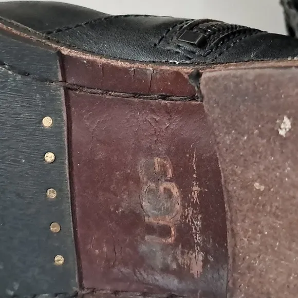 UGG Women's Size 8 Leather Studded Side Zip Boot with Sheepskin Insoles