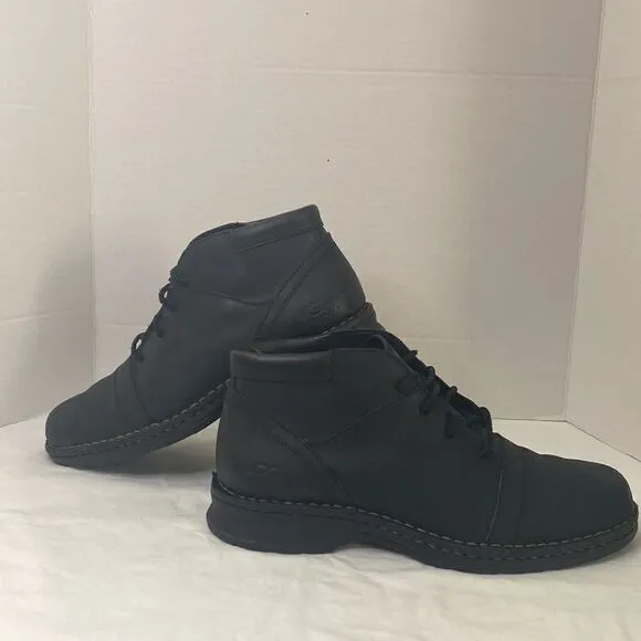 UGG “Dean” Ankle Leather Boots