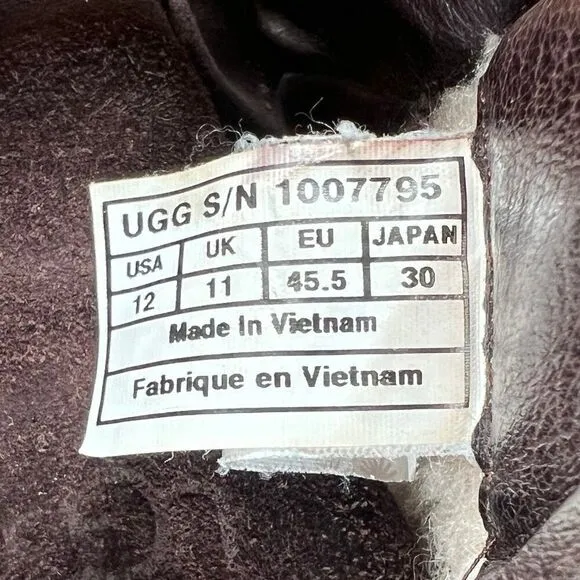 UGG Men's Size 12 Barrington Brown Leather Waterproof Boots