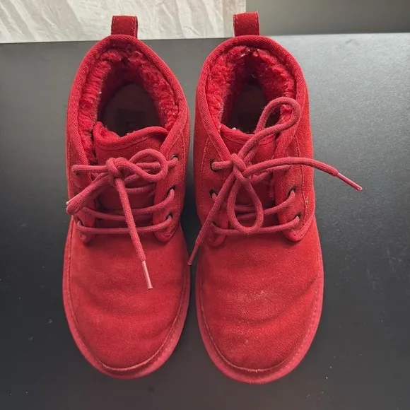 UGGS Samba Red Neumel Lace Up Boots Women’s Size 8