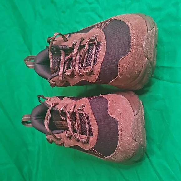 Under Amour Charged Verssert 2 sneakers
