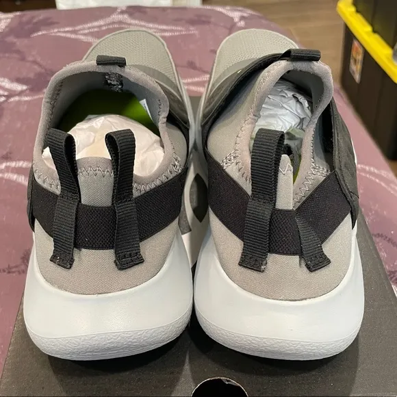 Under Armour RunPlay preschool kids' running shoes