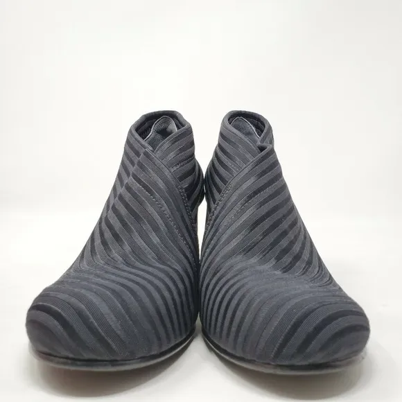United Nude Fold Mid Shoes Heels Booties Round Toe