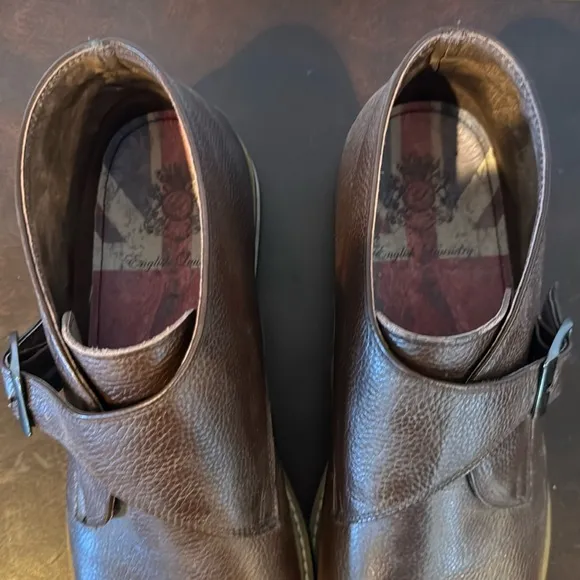 UNWORN - English Laundry Baron leather chukka boots - excellent as new condition