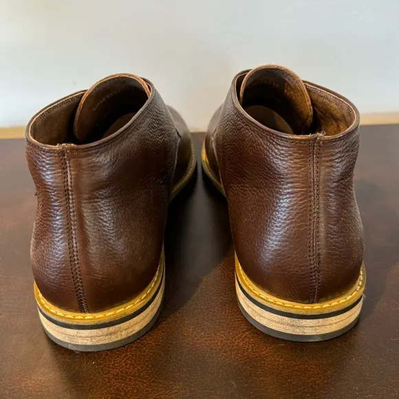 UNWORN - English Laundry Baron leather chukka boots - excellent as new condition