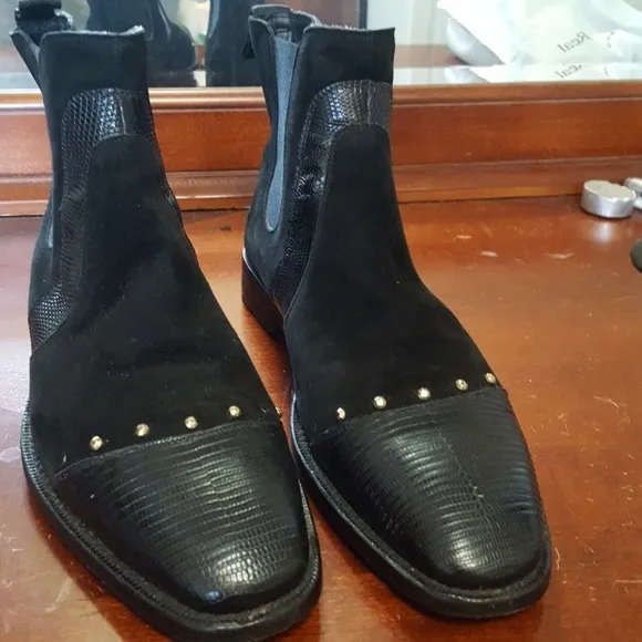 Valentino Garavani boots