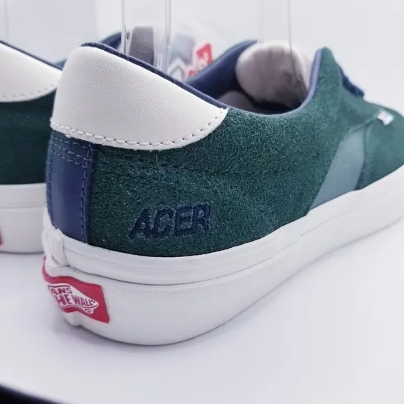 Vans Acer Ni SP Ultracush Dark Green Suede Sneakers NWT Men 9 Women 10.5