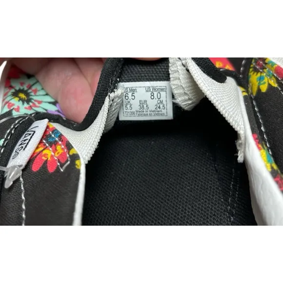 Vans Classic Slip On Peace Floral Black Shoes Sneakers Womens Size 8 Mens 6.5