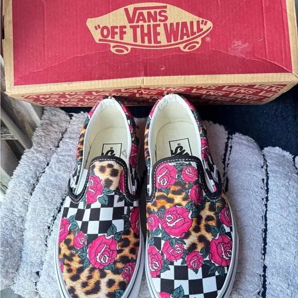 Vans Classic Slip -ON Rose /Animal checkerboard skate Shoes