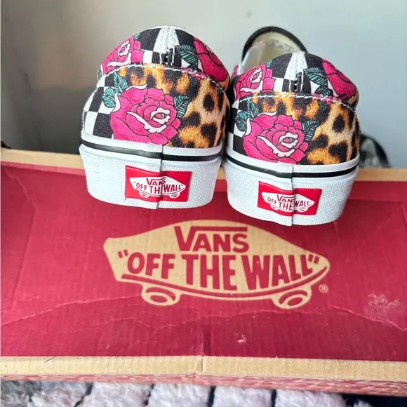 Vans Classic Slip -ON Rose /Animal checkerboard skate Shoes