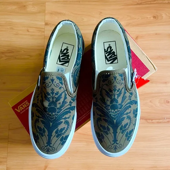 Vans classic slip- On Skull Tapestry Grape Leaf Women 8.0 US
