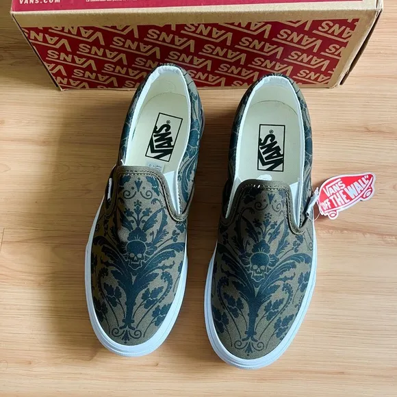 Vans classic slip- On Skull Tapestry Grape Leaf Women 8.0 US