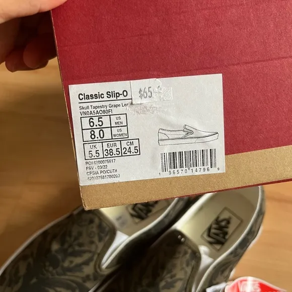 Vans classic slip- On Skull Tapestry Grape Leaf Women 8.0 US
