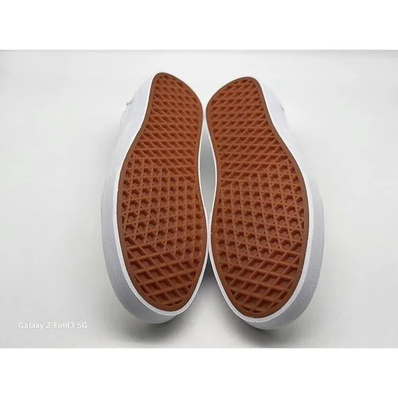 Vans Classic Slip On VN000EYEX1 Wom Shoes Sneakers White Skate Size 8.5