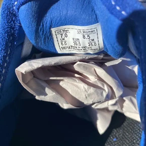 Vans Diamo Ni Suede Sneakers *rare*​