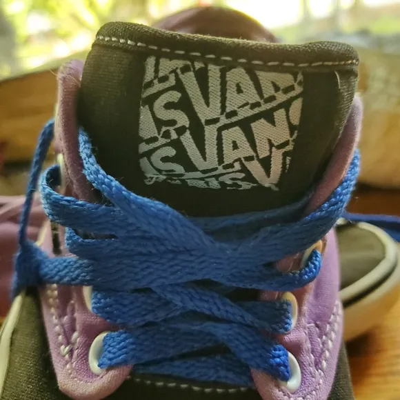 Vans Era Off the Wall Classic Purple/ black Shoes Unisex Womans Size 7.5
