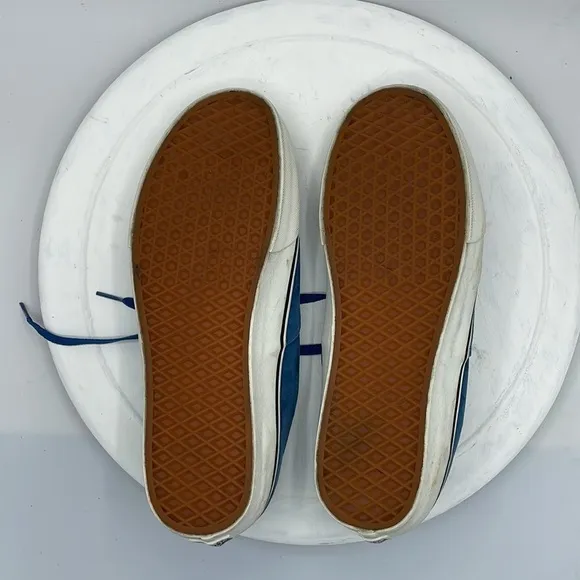Vans Mens 8 Pro Blues Blue Ashes White  Suede Sneakers