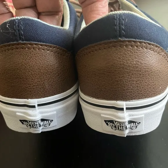Vans Men's Blue and Brown Sneakers size 6.5 Men / 8.0 Women