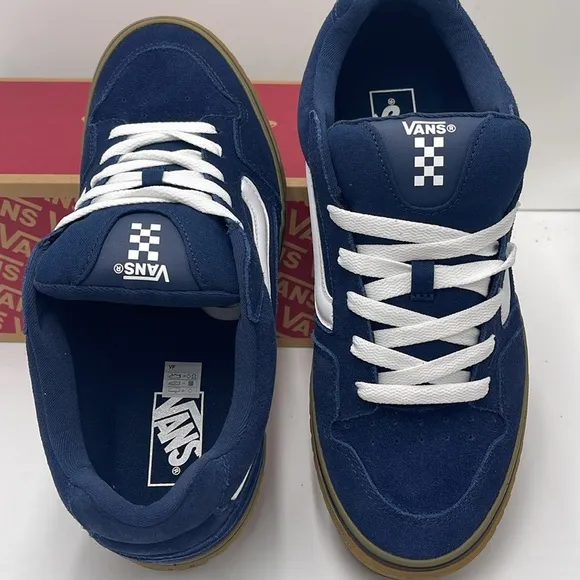 Vans Men’s Caldrone Suede Dress Blues/GumVN0A5JM2FS1 Sneakers