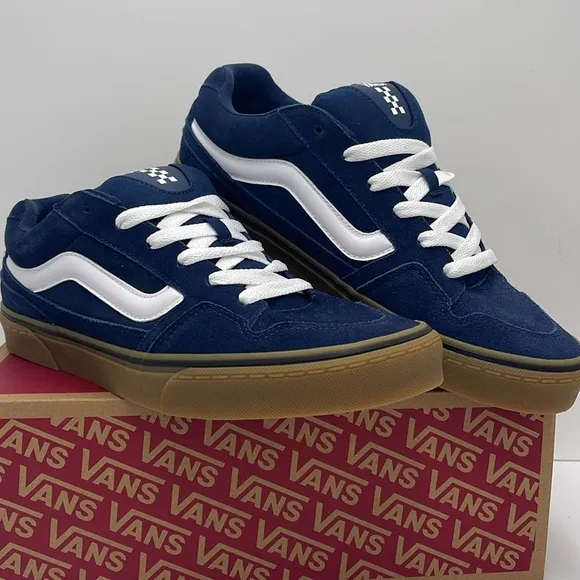 Vans Men’s Caldrone Suede Dress Blues/GumVN0A5JM2FS1 Sneakers