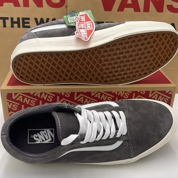Vans Men’s Old Skool(Pig Suede) Rabbit/Snow WhiteVN0A5KRF888 Sneakers