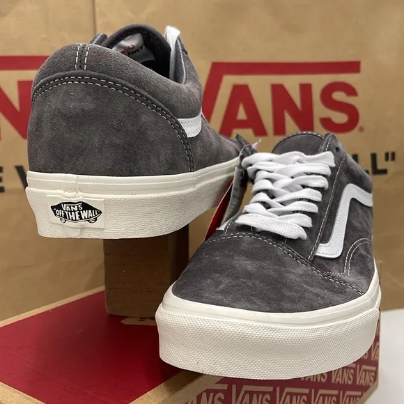 Vans Men’s Old Skool(Pig Suede) Rabbit/Snow WhiteVN0A5KRF888 Sneakers