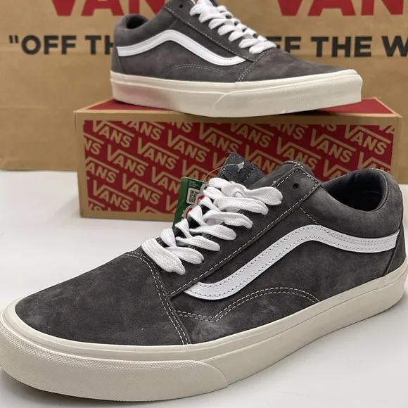 Vans Men’s Old Skool(Pig Suede) Rabbit/Snow WhiteVN0A5KRF888 Sneakers