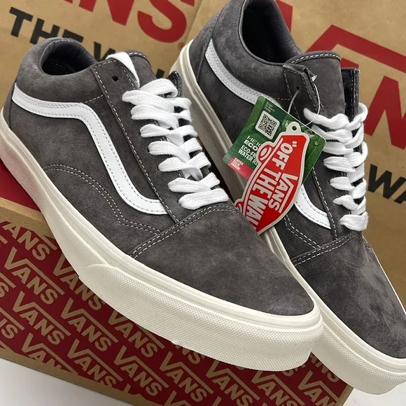 Vans Men’s Old Skool(Pig Suede) Rabbit/Snow WhiteVN0A5KRF888 Sneakers
