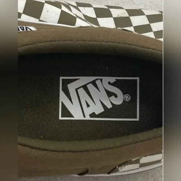 Vans Men's Slip-On Checkerboard Sneakers Military Green/White Size 12 MSRP $70
