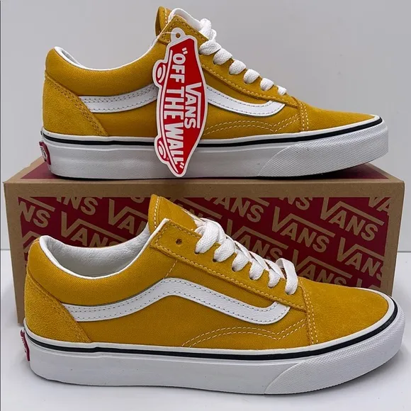 Vans Men’s Yellow Suede Sneakers Old SkoolColor Theory Golden YelloVN0A5KRSF3X