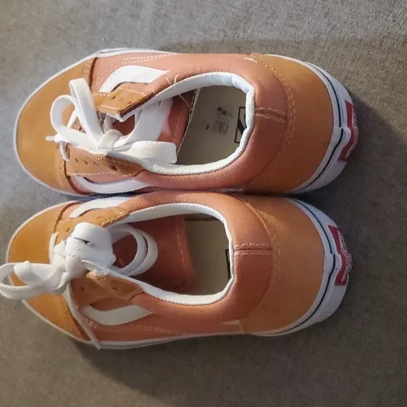 Vans Nwt Sneakers Youth Size 4 Orange / White - Fabric / Suede