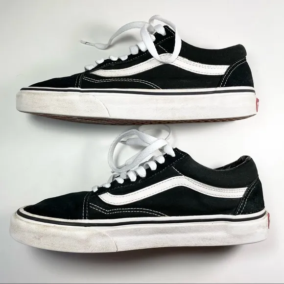 Vans Old Skool classic black suede canvas skate Size 8
