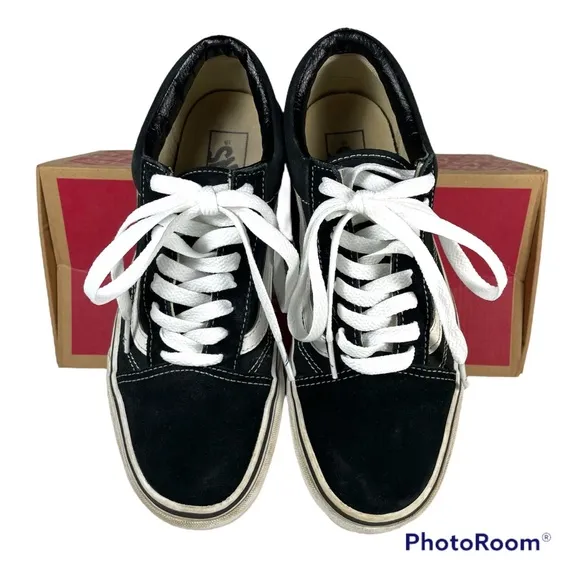 Vans Old Skool classic black suede canvas skate Size 8