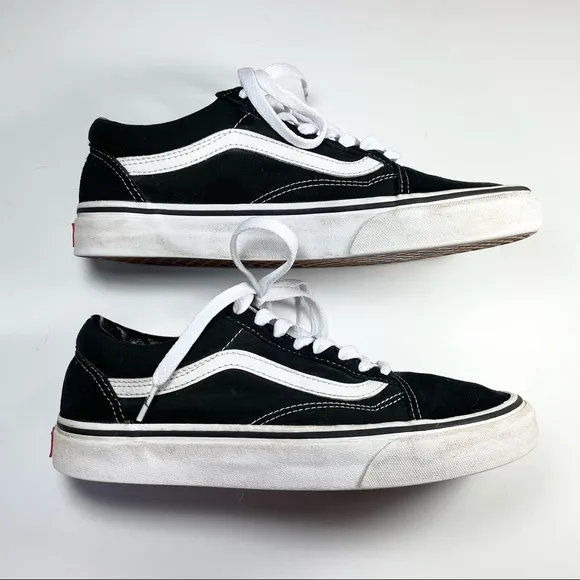 Vans Old Skool classic black suede canvas skate Size 8
