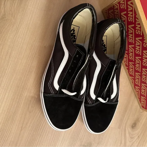 Vans Old Skool School Black White Classic Shoes Suede Canvas Upper M11