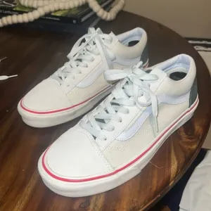 Vans Old Skool Suede Sneakers