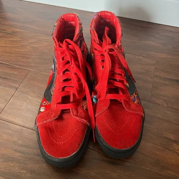 Vans SK8 Festival Satin Red &amp; Black embroidered-Men’s size 5, Women’s size 6.5