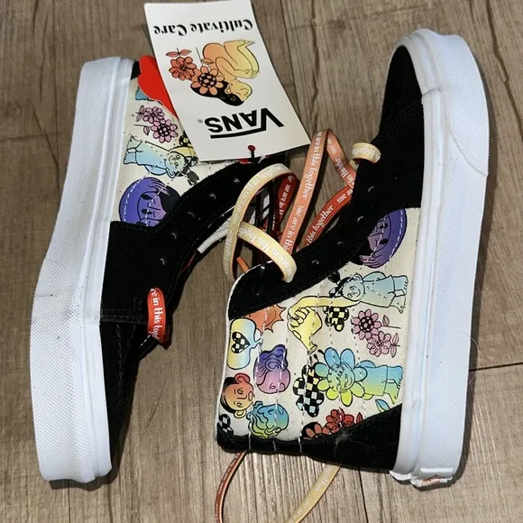 Vans SK8 Hi Cultivate Care Kids Classic Skate Shoes Size 2 NWT!