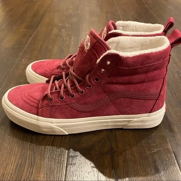 Vans Sk8-Hi Mte Suede Sneaker Dry Rose Size 9.5 Women