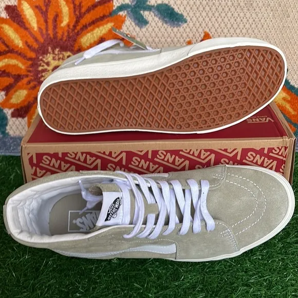 Vans Sk8-Hi Pig Suede Moss Gray/Snow White Men’s sneakers